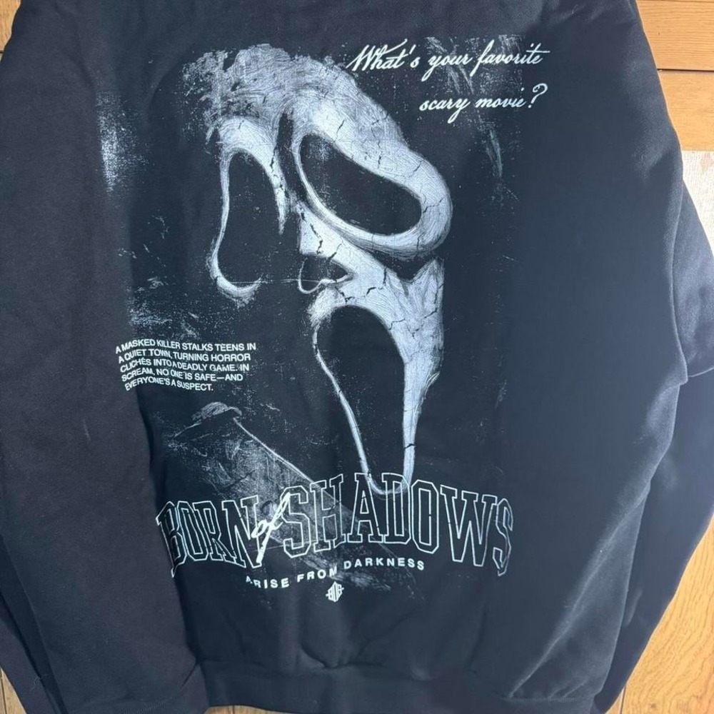 NWT Born of Shadows Black and white‎ Ghost Face hoodie Size XL